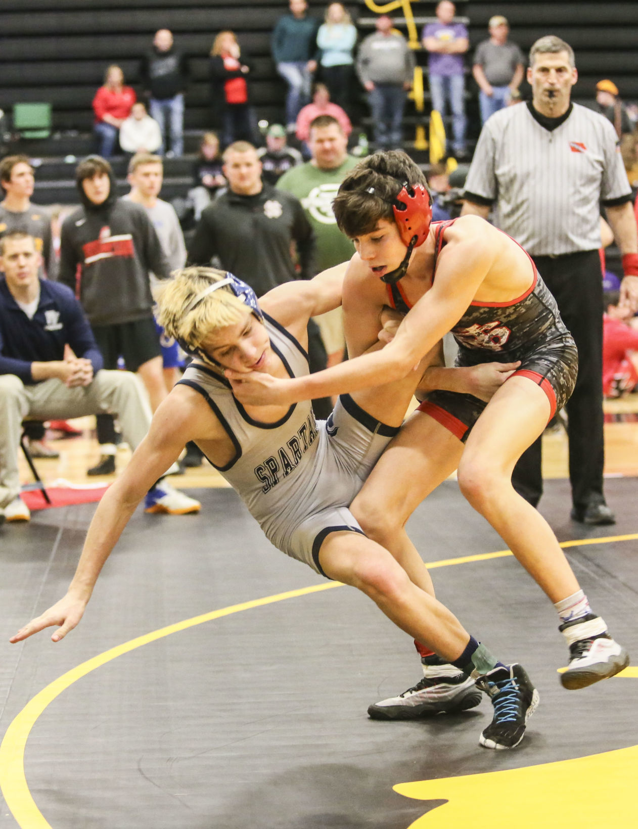 020120-qc-spt-mac wrestling-05.JPG
